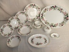 Wedgwood - Hathaway Rose -