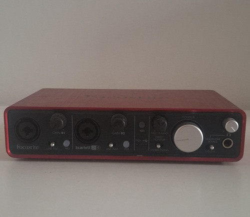Focusrite scarlett 2i4 - scarlett,