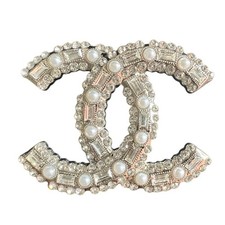 Chanel Vintage Silver Pearl
