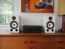 Triangle Borea BR03 Bookshelf Speakers - White