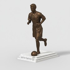 Bertie Peacock Statue –