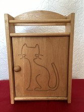 Wooden Wall Mountable Key Cabinet/Storage with Cat Design