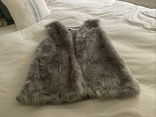 Lovely  Lightweight Grey Faux Fur & Knitted Gilet Waistcoat