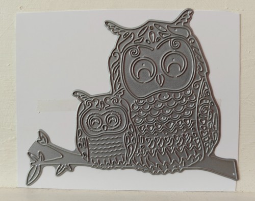 Two owls branch metal - on, die