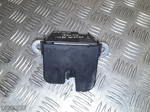 2012 touran lock tailgate - vw,