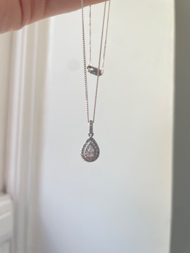 1000 9ct white gold - gold, 0.20ct