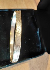 Vintage 50 Micron 9ct Rolled Gold Bangle with Engraved Design and Safety Chain
