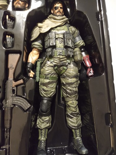 Play arts kai venom - arts,