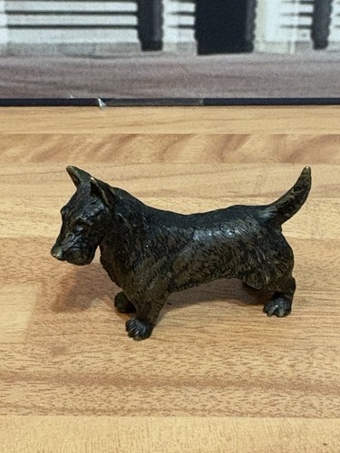 Solid bronze scotty dog - solid,
