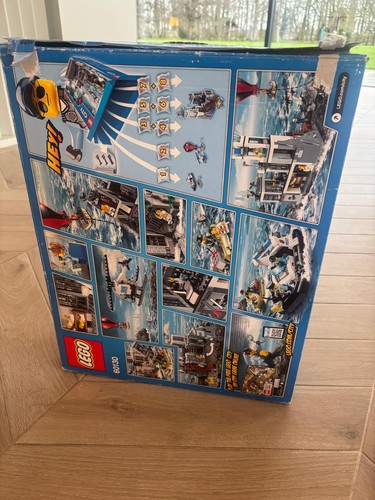 Lego city prison island set - prison,