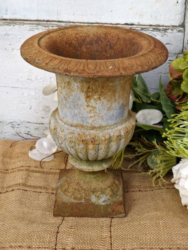 Vintage cast iron garden - vintage,