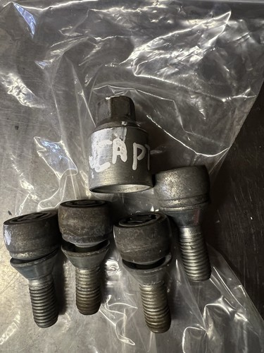 Renault capture wheel nuts - , and