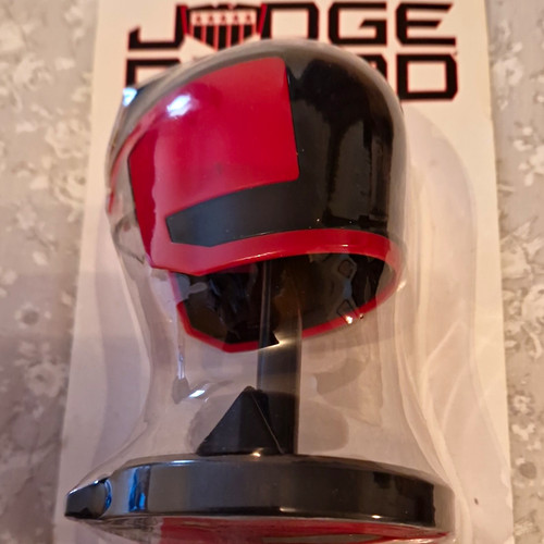 Planet replicas judge - replicas,