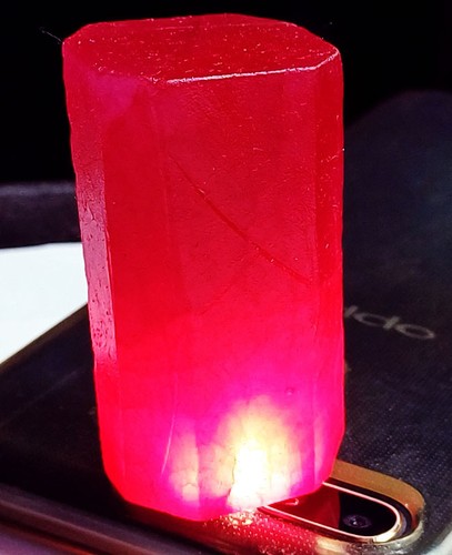 Natural red beryl - beryl, (bixbite)