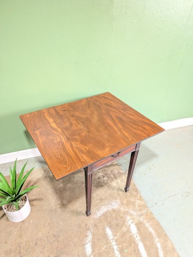 Antique pembroke drop leaf - drop,