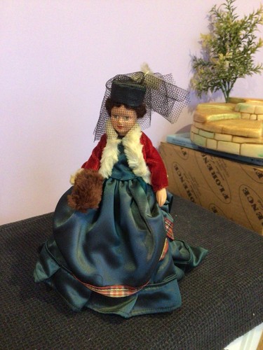 Peggy nisbet doll the - peggy,