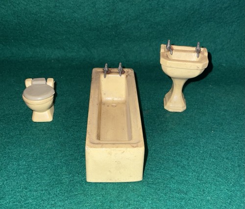 Vintage dolls house - dolls,