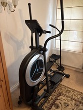 DKN XC-190 Elliptical Cross Trainer