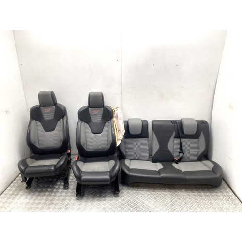 Ford fiesta seats recaro - ford,