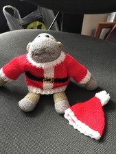 XMAS Monkey PG TIPS with hand