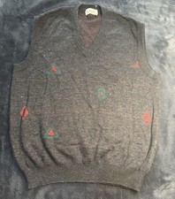 Vintage Cozy V-Neck Sleeveless