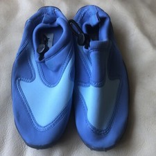 Breaker Brand New Beach/Windsurfing Shoes Size 3/36