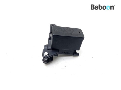 Brake master cylinder front - master,