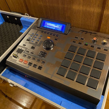 Akai mpc2000xl se3 sampler - mpc2000xl,