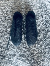 Uk Size 7  MenNike Phantom GX