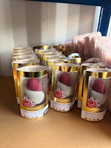 530 piece wholesale cosmetics - wholesale,