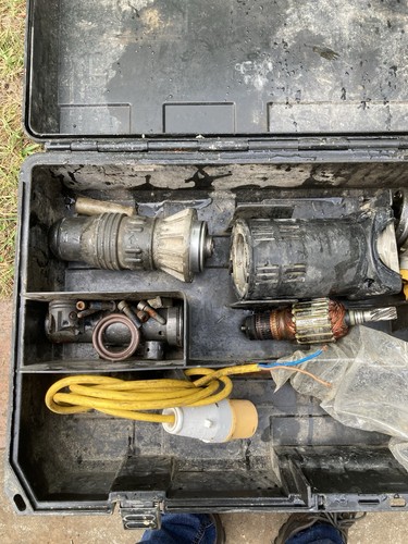 Dewalt d25899k 110v sds - d25899k, max