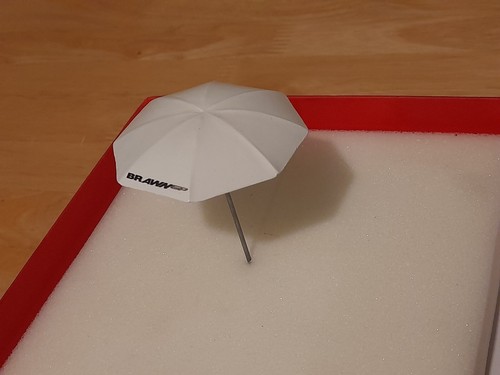 Brawn umbrella 18 f1 - brawn, 1:18