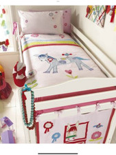 Izziwotnot "Ribbons and