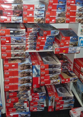 Airfix large amount - of, &