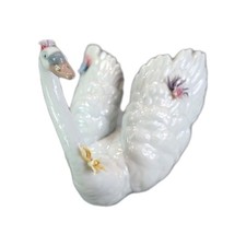Lladro White Swan With Flowers