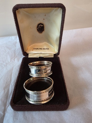 Sterling silver napkin rings - silver,