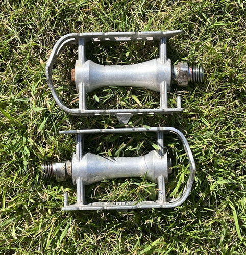 Sakae ringyo vintage pedals - sr,