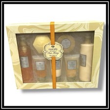 BOOTS Royal Jelly Gift Set