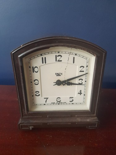 Smiths bakelite clock - smiths,