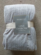 HOUSE HOME / THROW