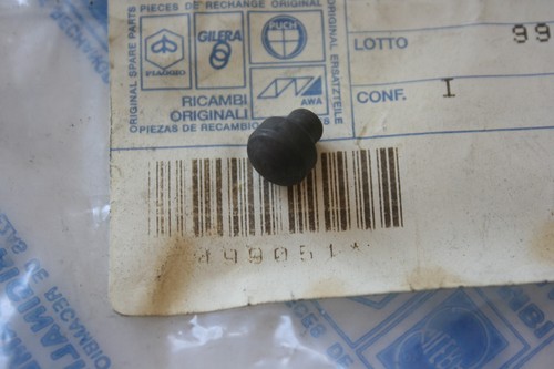 Crankcase pin engine piaggio - crankcase,