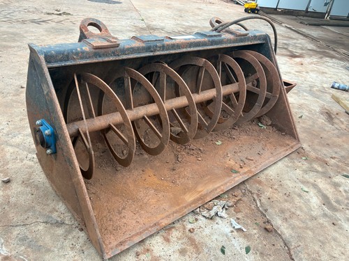 Concrete feed mixer bucket - concrete,