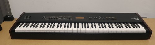 Korg synthesiser synth - korg,