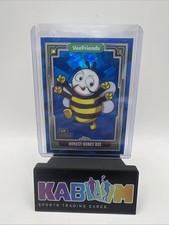 Honest Honey Bee Sapphire Edition Topps Chrome VeeFriends 2025 Rare