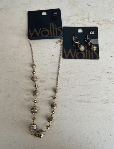 Brand new wallis necklace - wallis,