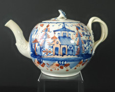 Pearlware Teapot and cover