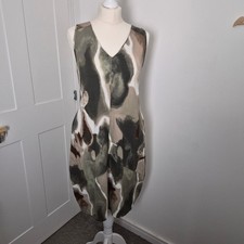 Marla Wynne Tie Dye Effect