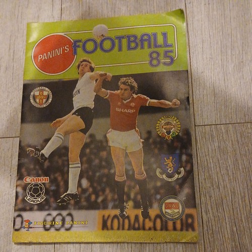 Panini football sticker - 85,