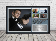 Daniel Craig Signed Photo