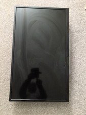 Samsung  32"1080p LED Smart TV - Black  screen broken  for parts or not working 